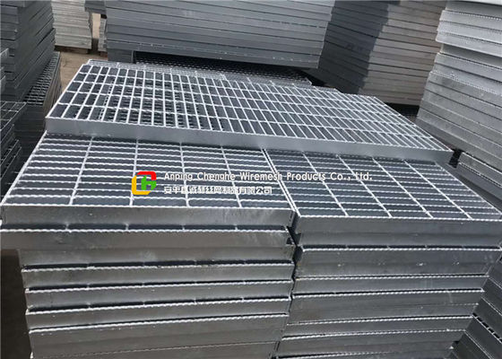 Serrated Bar Hot Dipped Galvanized Steel Grating Flat Weft Arrangement For Drainage Drain