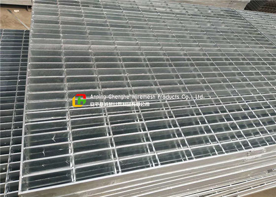 Twisted Square Bar Hot Dipped Galvanized Steel Grating Mechanical Interlock